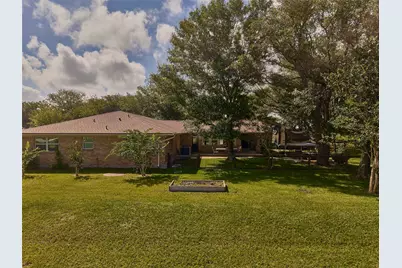 14528 Vlasta Street, Needville, TX 77461 - Photo 9
