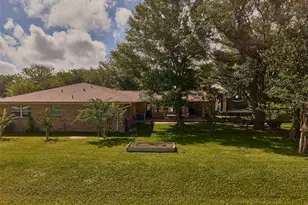 14528 Vlasta St, Needville, TX 77461 - Photo 9