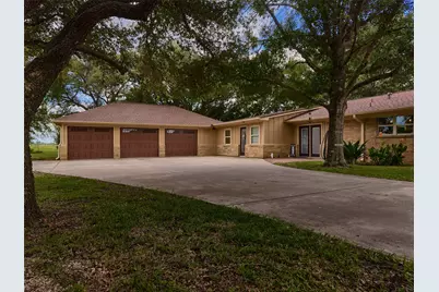 14528 Vlasta Street, Needville, TX 77461 - Photo 11