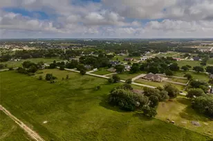 14528 Vlasta St, Needville, TX 77461 - Photo 5