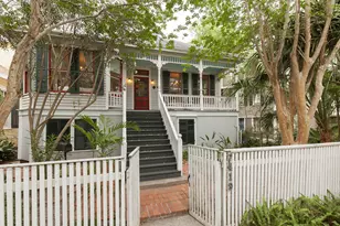 2419 Avenue L, Galveston, TX 77550 - Photo 1