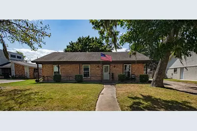 107 Anchusa Street Street, Lake Jackson, TX 77566 - Photo 1