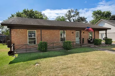 107 Anchusa Street Street, Lake Jackson, TX 77566 - Photo 7