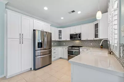 77 Sugar Grove Court, The Woodlands, TX 77382 - Photo 19