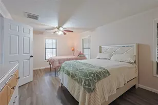 2410 Harris St, Baytown, TX 77521 - Photo 9