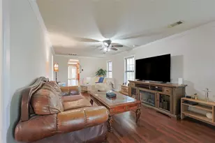 2410 Harris St, Baytown, TX 77521 - Photo 1