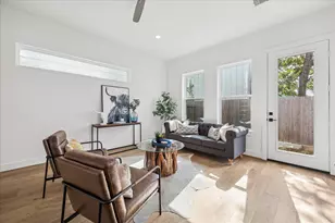 1914 Luna Woods Ln, Houston, TX 77055 - Photo 5