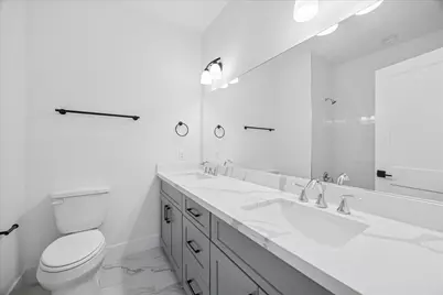 1914 Luna Woods Lane, Houston, TX 77055 - Photo 39
