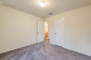 828 N Katydid Ct, Conroe, TX 77301 - Photo 9