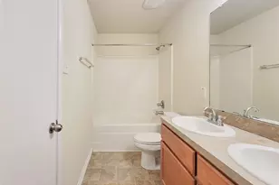 828 N Katydid Ct, Conroe, TX 77301 - Photo 7