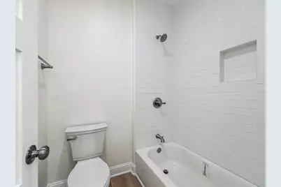 915 E 37th Street, Houston, TX 77022 - Photo 27