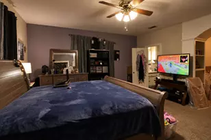 315 S Johnson St, Alvin, TX 77511 - Photo 9