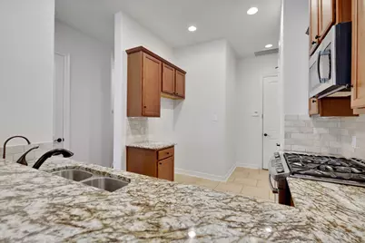 12 Tassia Lane, Pasadena, TX 77058 - Photo 9