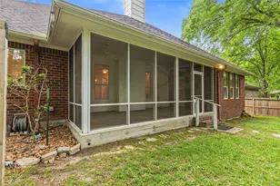 106 Lazy Springs Dr, Conroe, TX 77356 - Photo 45