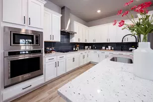 1910 June Lk Ln, Iowa Colony, TX 77583 - Photo 5