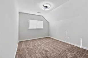 15810 Pilgrim Hall Dr, Friendswood, TX 77546 - Photo 17