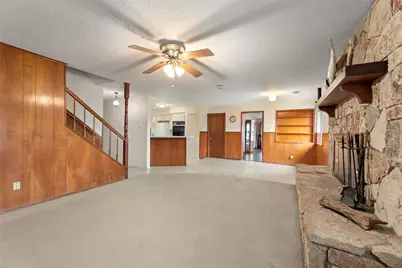 268 Sue Ann Street, El Campo, TX 77437 - Photo 15