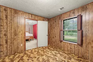 268 Sue Ann St, El Campo, TX 77437 - Photo 31