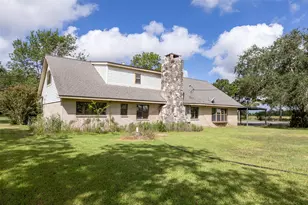 268 Sue Ann St, El Campo, TX 77437 - Photo 9