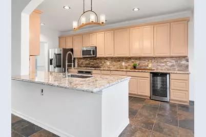 310 Cedar Lake Drive, League City, TX 77573 - Photo 9