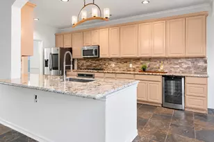310 Cedar Lake Dr, League City, TX 77573 - Photo 9