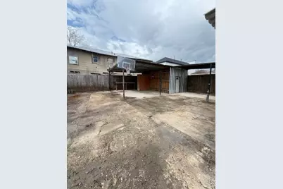 1819 Carr Street, Houston, TX 77026 - Photo 9