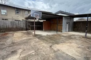 1819 Carr St, Houston, TX 77026 - Photo 9