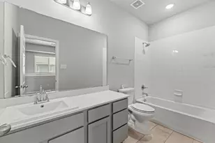 12402 Oakleaf Bend Dr, Humble, TX 77346 - Photo 33