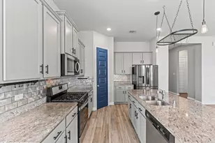 12402 Oakleaf Bend Dr, Humble, TX 77346 - Photo 9