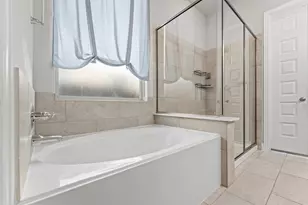 12402 Oakleaf Bend Dr, Humble, TX 77346 - Photo 19