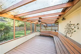 2230 Riverlawn Dr, Kingwood, TX 77339 - Photo 35