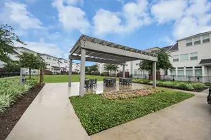 852 Dunleigh Meadows Ln, Houston, TX 77055 - Photo 5