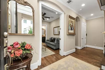 852 Dunleigh Meadows Lane, Houston, TX 77055 - Photo 5