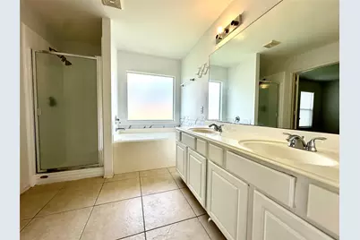 6323 Macquarie Drive, Katy, TX 77449 - Photo 7