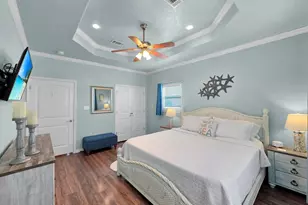 979 Palm Ridge Dr, Crystal Beach, TX 77650 - Photo 23