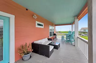 979 Palm Ridge Dr, Crystal Beach, TX 77650 - Photo 45