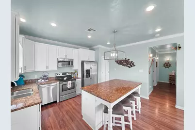 979 Palmridge Drive, Crystal Beach, TX 77650 - Photo 17