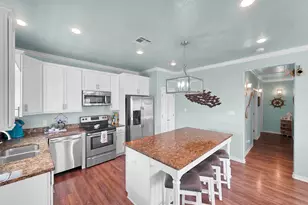 979 Palm Ridge Dr, Crystal Beach, TX 77650 - Photo 17