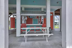 979 Palm Ridge Dr, Crystal Beach, TX 77650 - Photo 35