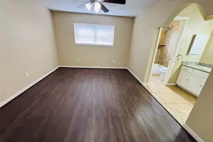 22219 Acorn Valley Dr, Spring, TX 77389 - Photo 9
