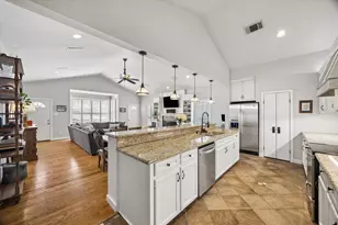 257 Malone St, Houston, TX 77007 - Photo 13