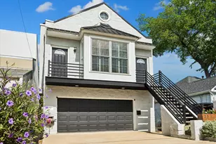 257 Malone St, Houston, TX 77007 - Photo 1