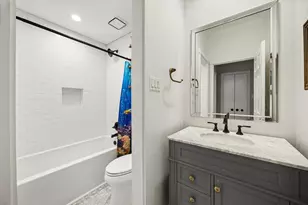 257 Malone St, Houston, TX 77007 - Photo 25