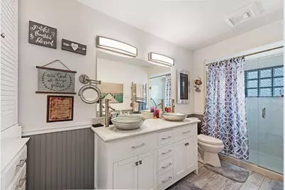 336 Admiral Circle, Tiki Island, TX 77554 - Photo 29