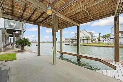 336 Admiral Circle, Tiki Island, TX 77554 - Photo 41