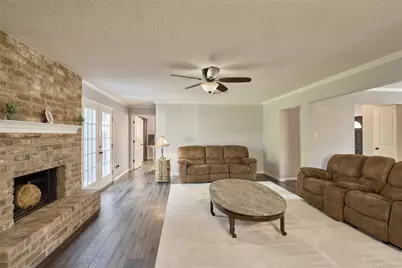 635 Mosswood Drive, Conroe, TX 77302 - Photo 11