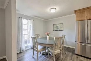 635 Mosswood Dr, Conroe, TX 77302 - Photo 17