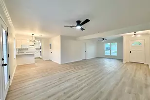 9539 Beverly Hill St, Houston, TX 77063 - Photo 21