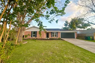 9539 Beverly Hill St, Houston, TX 77063 - Photo 5