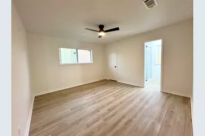 9539 Beverlyhill Street, Houston, TX 77063 - Photo 25